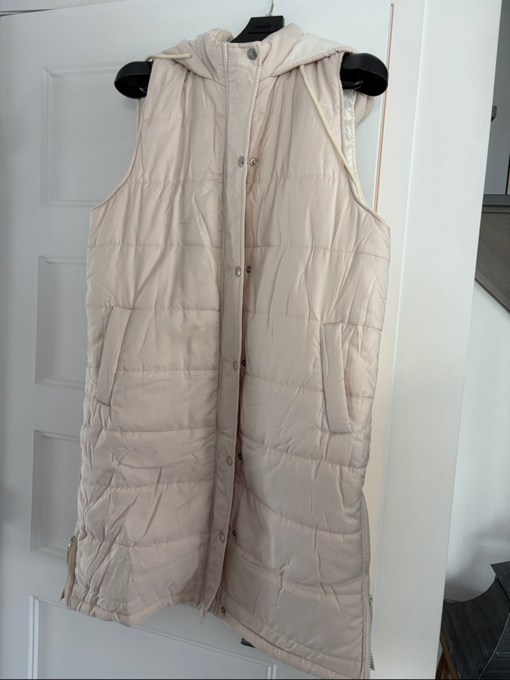 Light Cream Quilted Hooded Puffer Vest